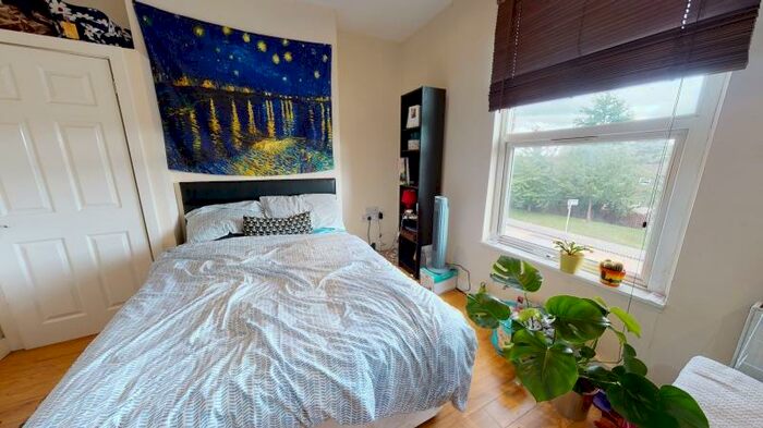 4 Bedroom Terraced House To Rent In Burley Road, Burley, Leeds, LS4