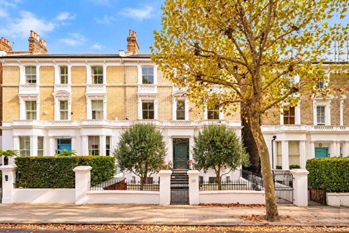 3 Bedroom Flat For Sale In Bassett Road, North Kensington, W10
