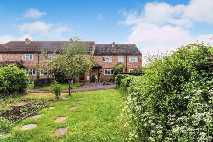 2 Bedroom Terraced House For Sale In Sunderland Close, Ravensden, MK44