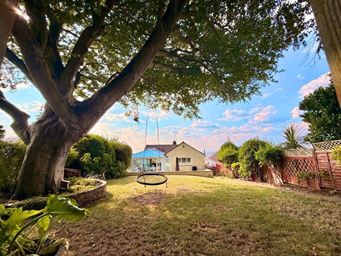 3 Bedroom Bungalow For Sale In Beechwood Road, Portishead, Bristol, Somerset, BS20