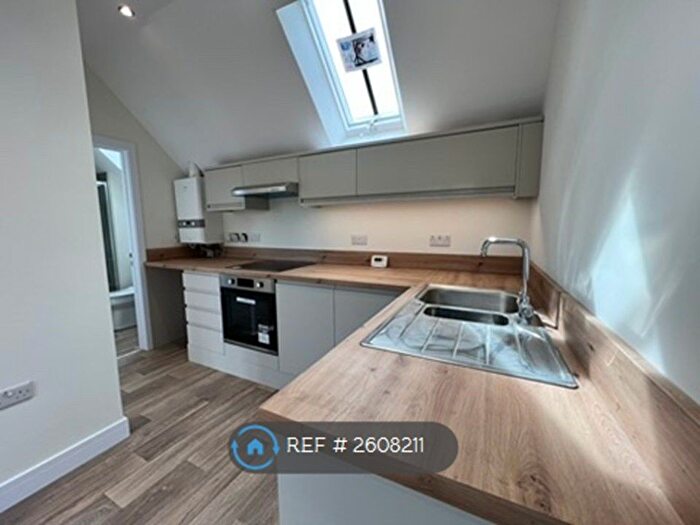 1 Bedroom Flat To Rent In Spinney Road, Irthlingborough, NN9