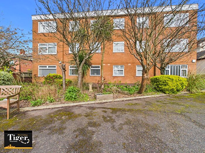 2 Bedroom Flat For Sale In Hornby Road, Blackpool, FY1