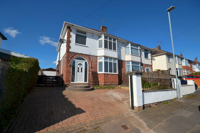 3 Bedroom Semi-Detached House To Rent In Grange View Road, Gedling, NG4