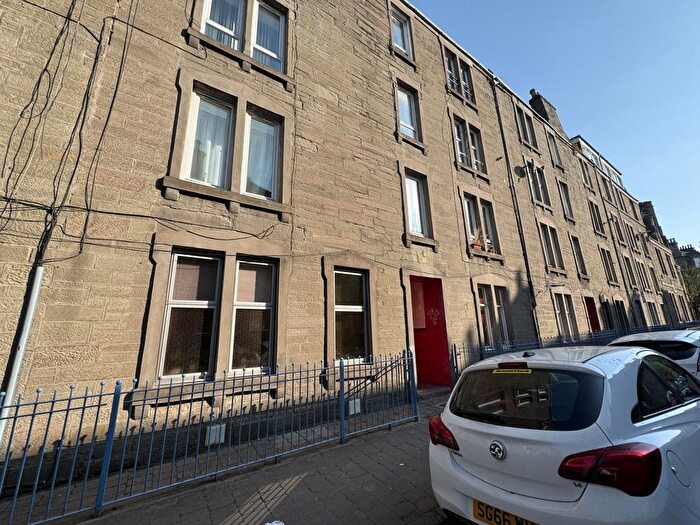 2 Bedroom Flat To Rent In Park Avenue, DD4