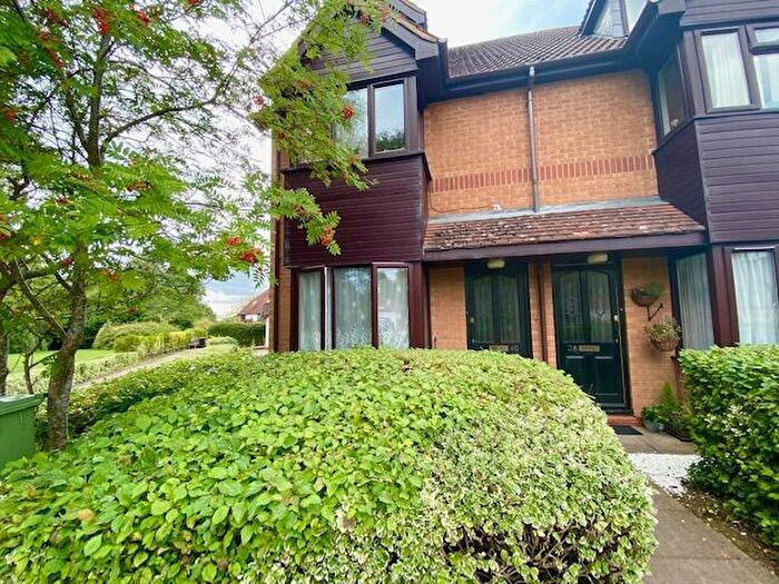 1 Bedroom Apartment To Rent In Hadley Place, Bradwell Common, Milton Keynes, MK13