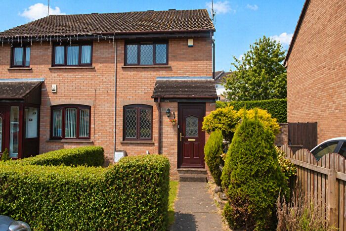 2 Bedroom Property To Rent In Millhouse Drive, Kelvindale, G20