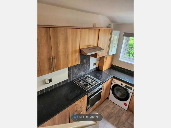 1 Bedroom Flat To Rent In Palmerston Road, London, N22