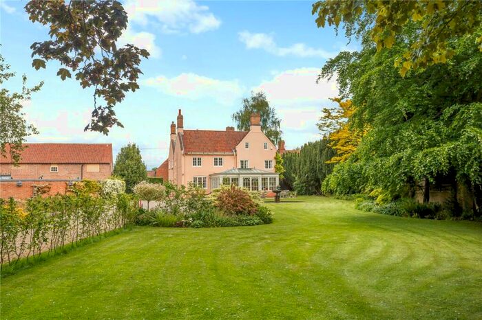 6 Bedroom Detached House For Sale In Main Street, Kirklington, Newark, Nottinghamshire, NG22