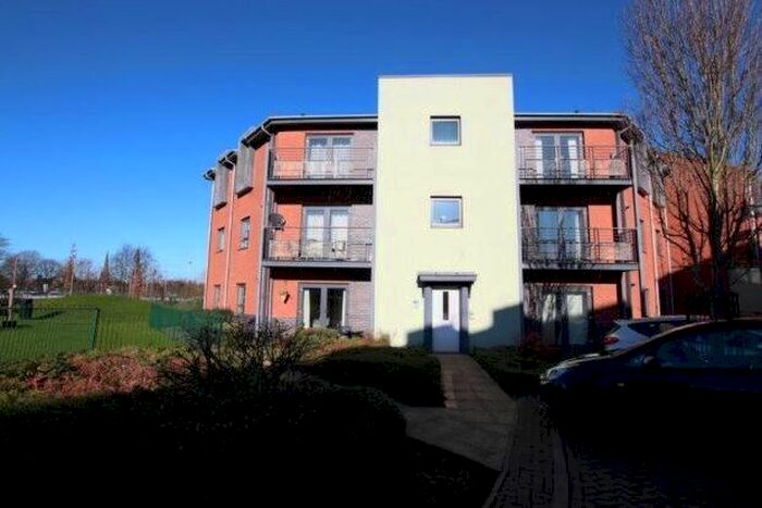 2 Bedroom Flat To Rent In Strawberry Lane, Lichfield, WS14