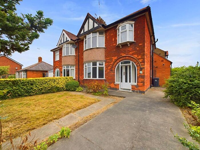 3 Bedroom Semi-Detached House To Rent In Abbott Road, Alfreton, Derbyshire, DE55