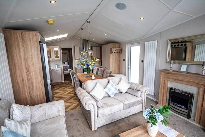 2 Bedroom Caravan For Sale In , Nantwich, CW5