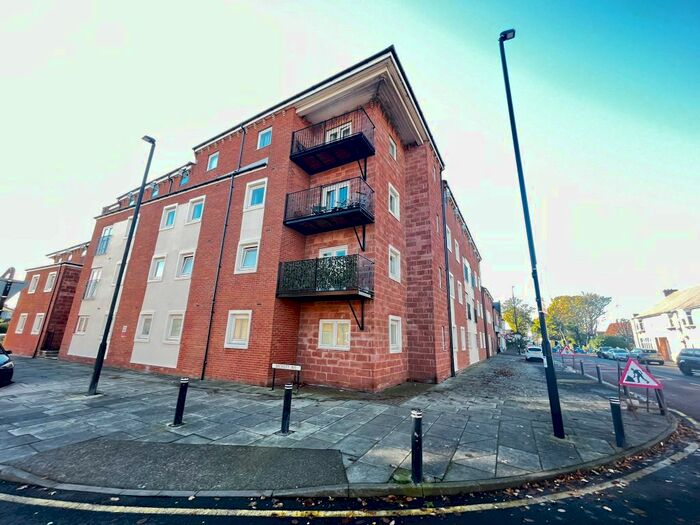 2 Bedroom Flat To Rent In Wilson Court, Bromley Avenue, Monkseaton, Tyne &amp; Wear, NE25