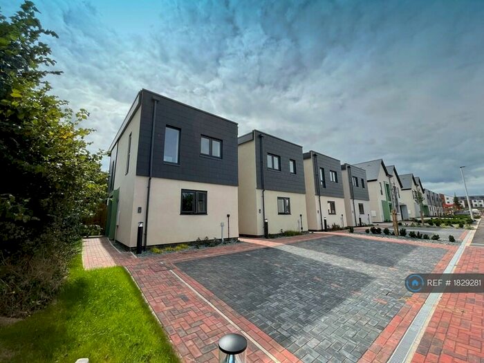 2 Bedroom Detached House To Rent In Bayley Place, Exeter, EX1