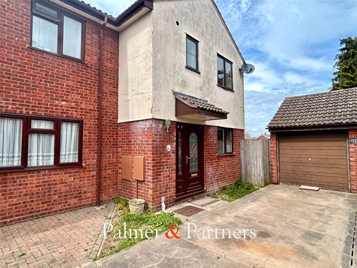 3 Bedroom Semi-Detached House For Sale In Raglan Mews, Clacton-On-Sea, Essex, CO15
