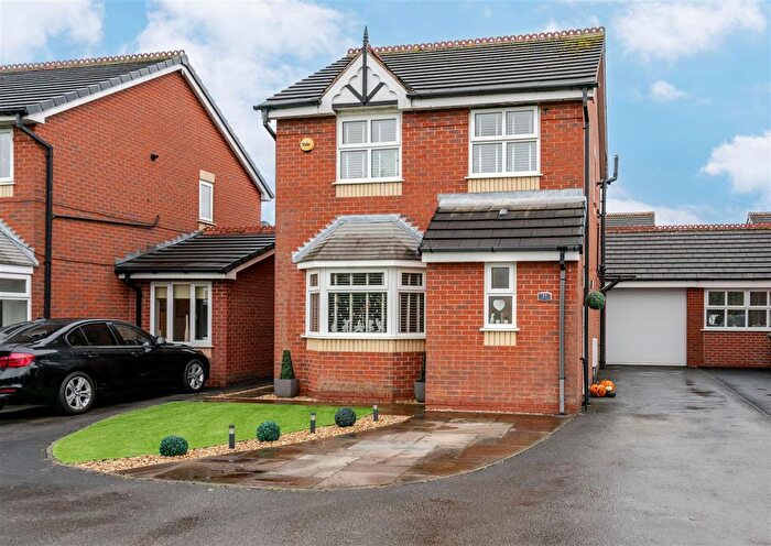 3 Bedroom Detached House For Sale In Walkers Drive, Leigh, Lancashire, WN7