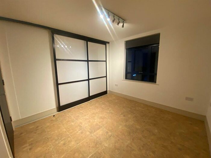 2 Bedroom Apartment To Rent In Apartment The Equilibrium, Plover Road, Lindley, HD3