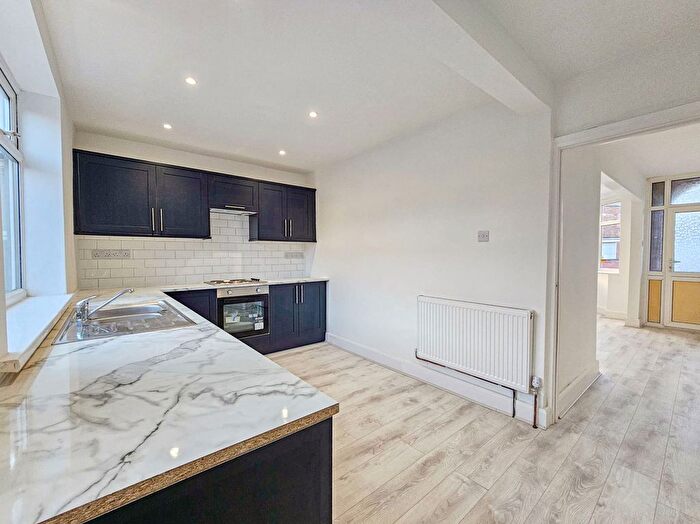 3 Bedroom Terraced House For Sale In Selworthy Road, Coventry, CV6