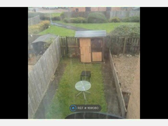 2 Bedroom Terraced House To Rent In Millhouse Drive, Glasgow, G20