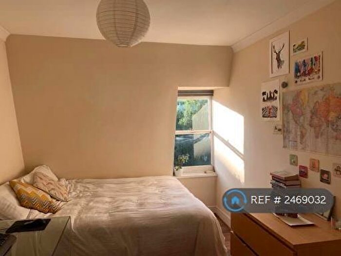 3 Bedroom Flat To Rent In Gordon House Road, London, NW5