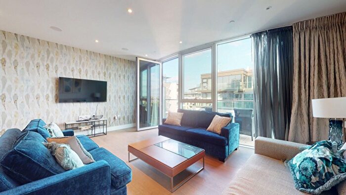 3 Bedroom Flat To Rent In Juniper Drive, London, SW18