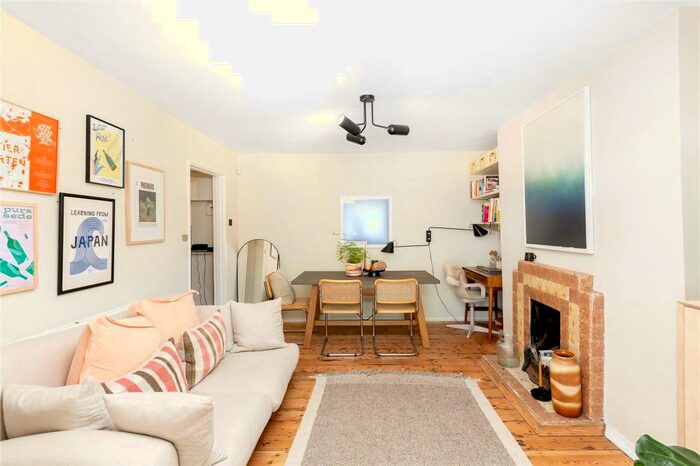 1 Bedroom Apartment To Rent In Mildmay Grove South, London, N1