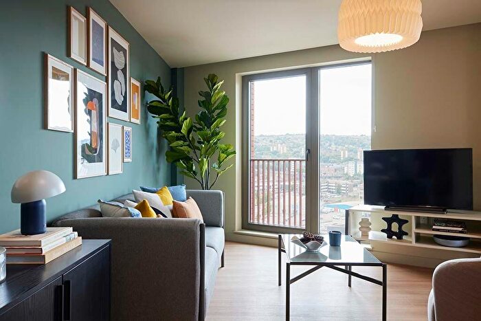 2 Bedroom Apartment To Rent In Soho Yard, Sheffield, S3