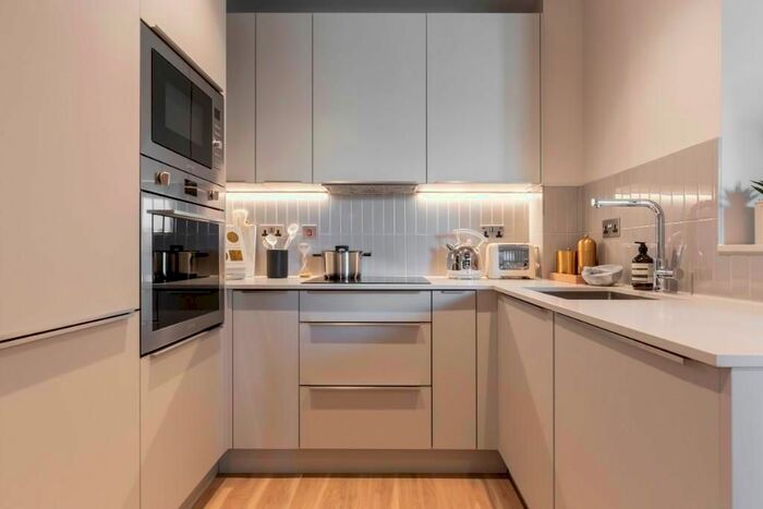 1 Bedroom Flat To Rent In George Street, Croydon, CR0