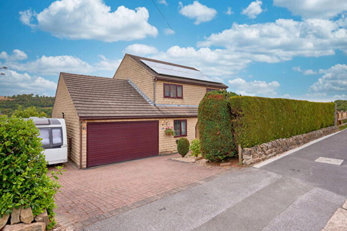 3 Bedroom Detached House For Sale In Coppice Close, Stocksbridge, Sheffield, S36