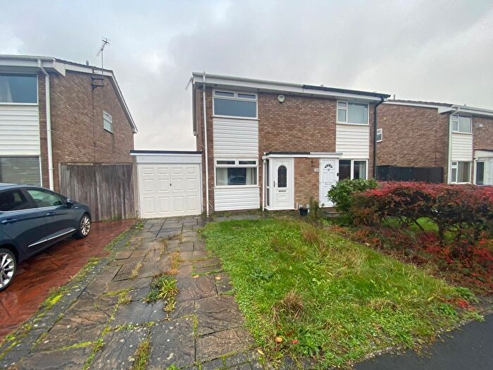 2 Bedroom Property To Rent In Thornley Road, Wirral, CH46