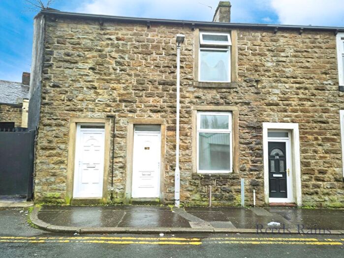 2 Bedroom Terraced House For Sale In Plumbe Street, Burnley, Lancashire, BB11