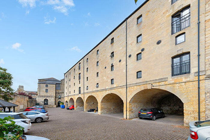 1 Bedroom Flat For Sale In Bradford On Avon, BA15