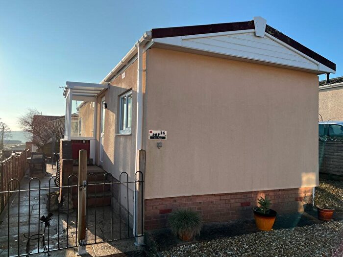 2 Bedroom Park Home For Sale In The Firs Park, Exeter, EX2