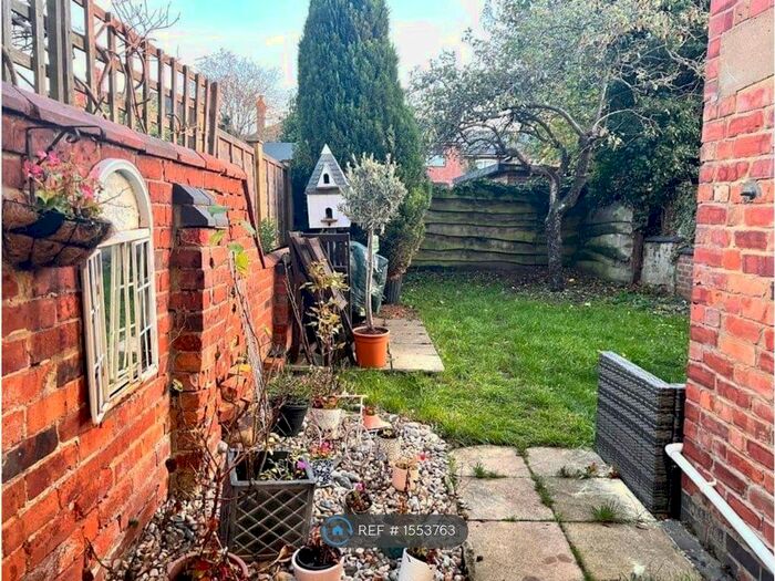 2 Bedroom Flat To Rent In Norton Road, Northampton, NN2