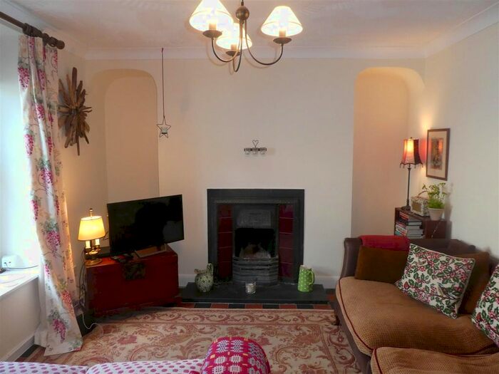 2 Bedroom Terraced House To Rent In Gloucester Place, Mumbles, Swansea, SA3