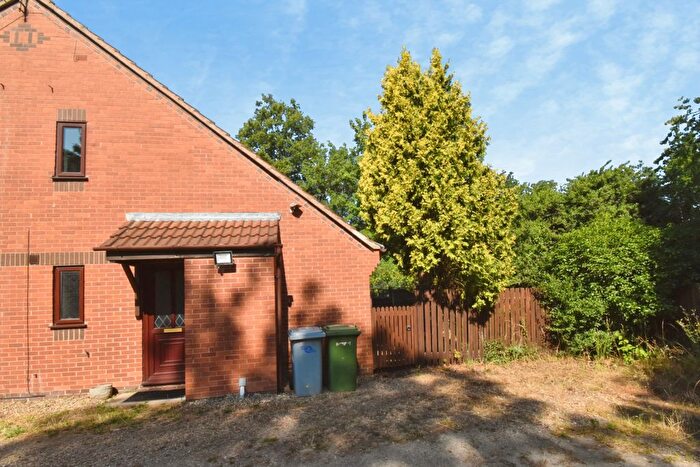 1 Bedroom Town House For Sale In Hounsfield Close, Newark, NG24