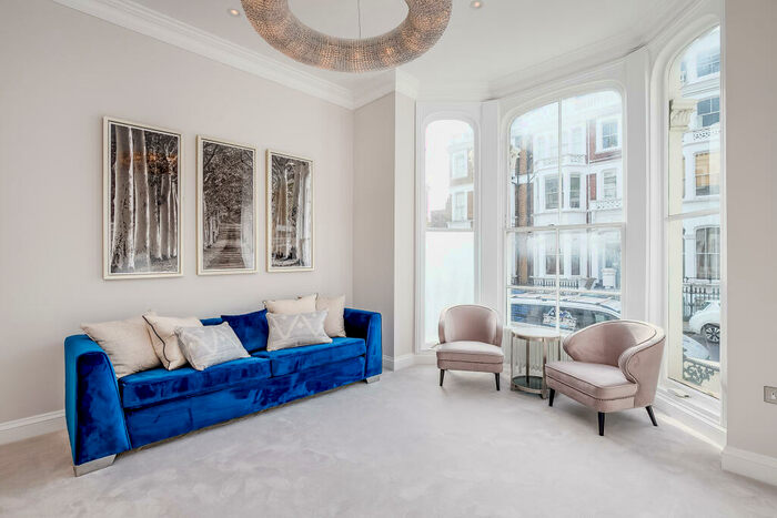 2 Bedroom Flat To Rent In Coleherne Road, SW10