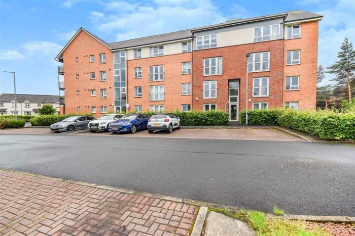 2 Bedroom Flat To Rent In Caledonia Street, Clydebank, G81