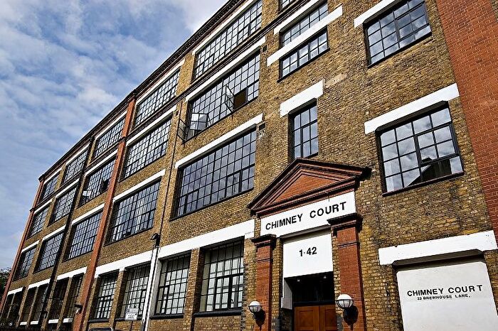 Studio To Rent In Chimney Court, Brewhouse Lane, London, E1W