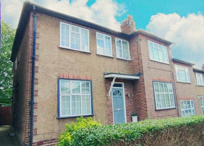 2 Bedroom Maisonette To Rent In Ashbourne Avenue, Harrow, HA2