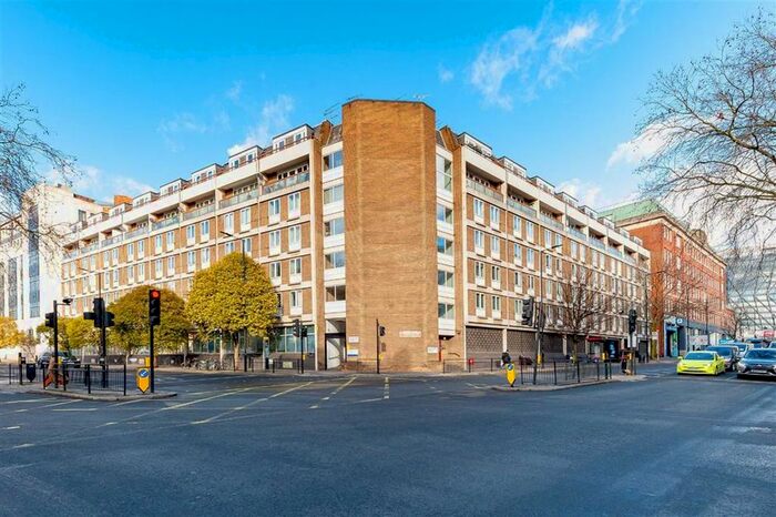 3 Bedroom Maisonette To Rent In Bishops Bridge Road, London W2