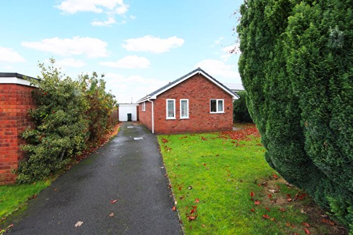 3 Bedroom Bungalow For Sale In Blakeway Close, Broseley, TF12