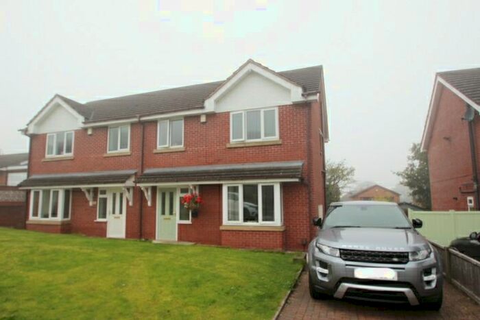 3 Bedroom Semi-Detached House To Rent In Washerwall Lane, Werrington, Stoke-On-Trent, ST9