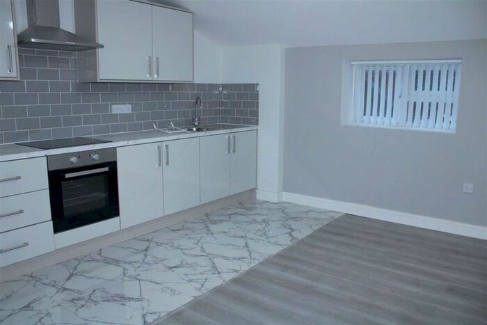 2 Bedroom Flat To Rent In West Bromwich Street, Walsall WS1