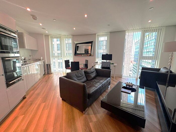 1 Bedroom Apartment To Rent In Altitude Point, Alie Street, Tower Hamlets, London, E1