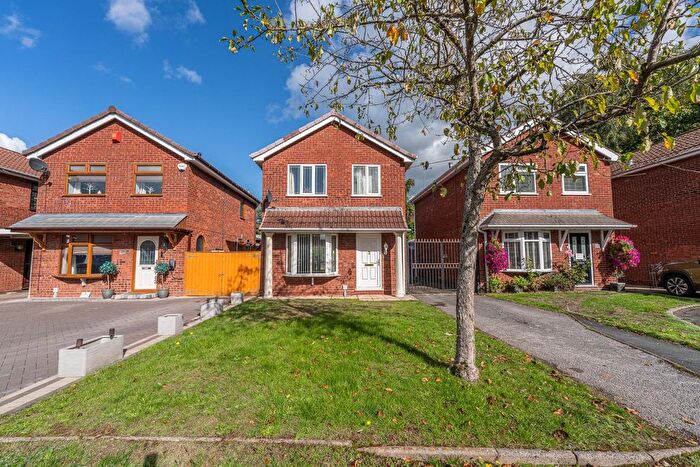 3 Bedroom Detached House For Sale In Linden View, Hednesford, Cannock, WS12