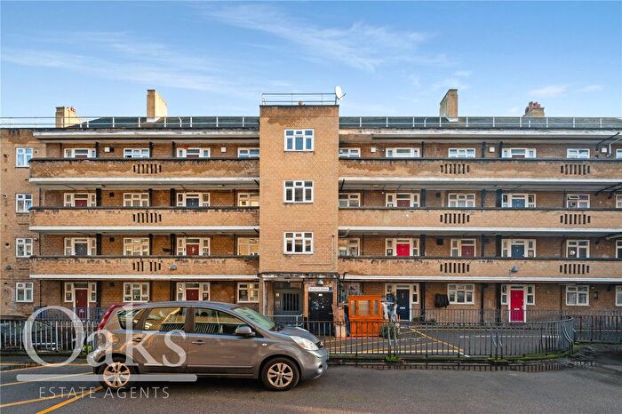 2 Bedroom Flat For Sale In Woodruff House, Tulse Hill, SW2