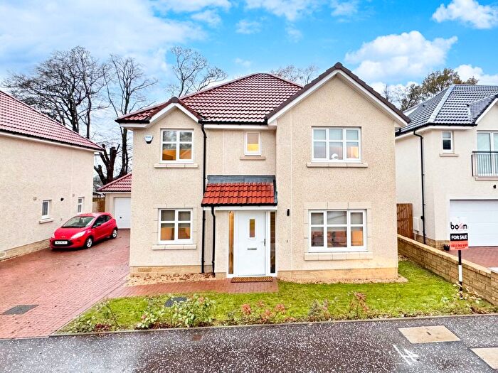 4 Bedroom Detached House For Sale In Templar Crescent, Erskine, PA8