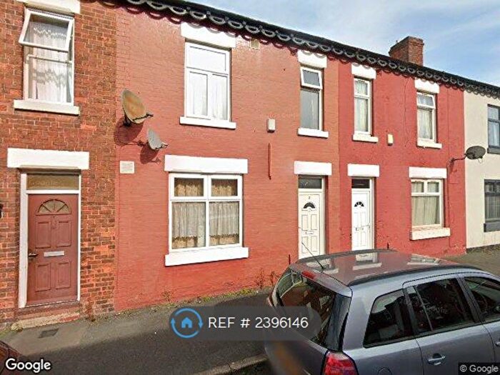 3 Bedroom Terraced House To Rent In South Grove, Manchester, M13