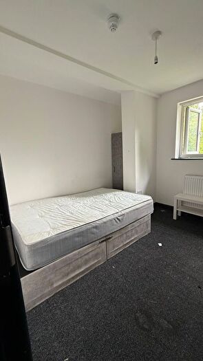 Studio To Rent In Moston Ln, Manchester, M9