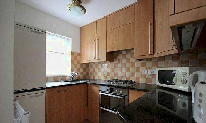 2 Bedroom Flat To Rent In Grange Road, London, W5